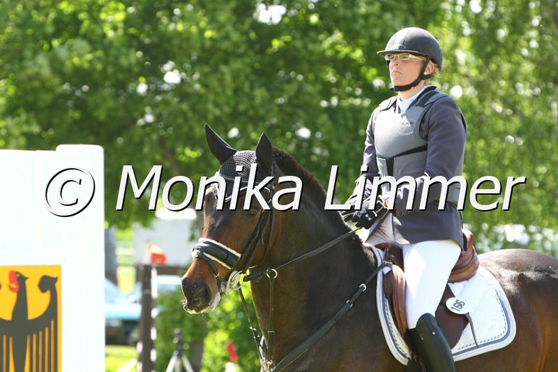 204M1218_Jack Sparrow_Spring_Ax.JPG